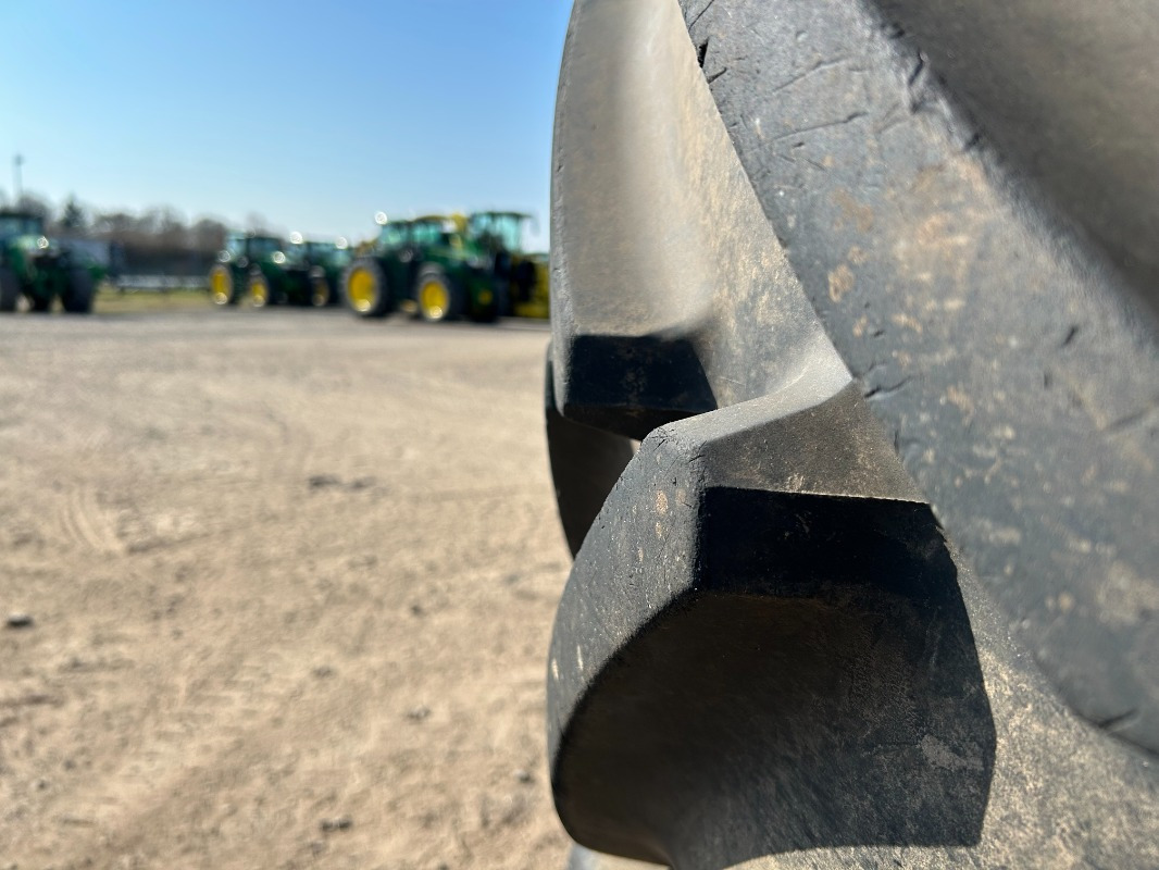 Michelin 710/70R42 und 600/70R30 Kompletträder - الإطارات - الآلات والماكينات الزراعية: صور 3 Michelin 710/70R42 und 600/70R30 Kompletträder - الإطارات - الآلات والماكينات الزراعية: صور 3