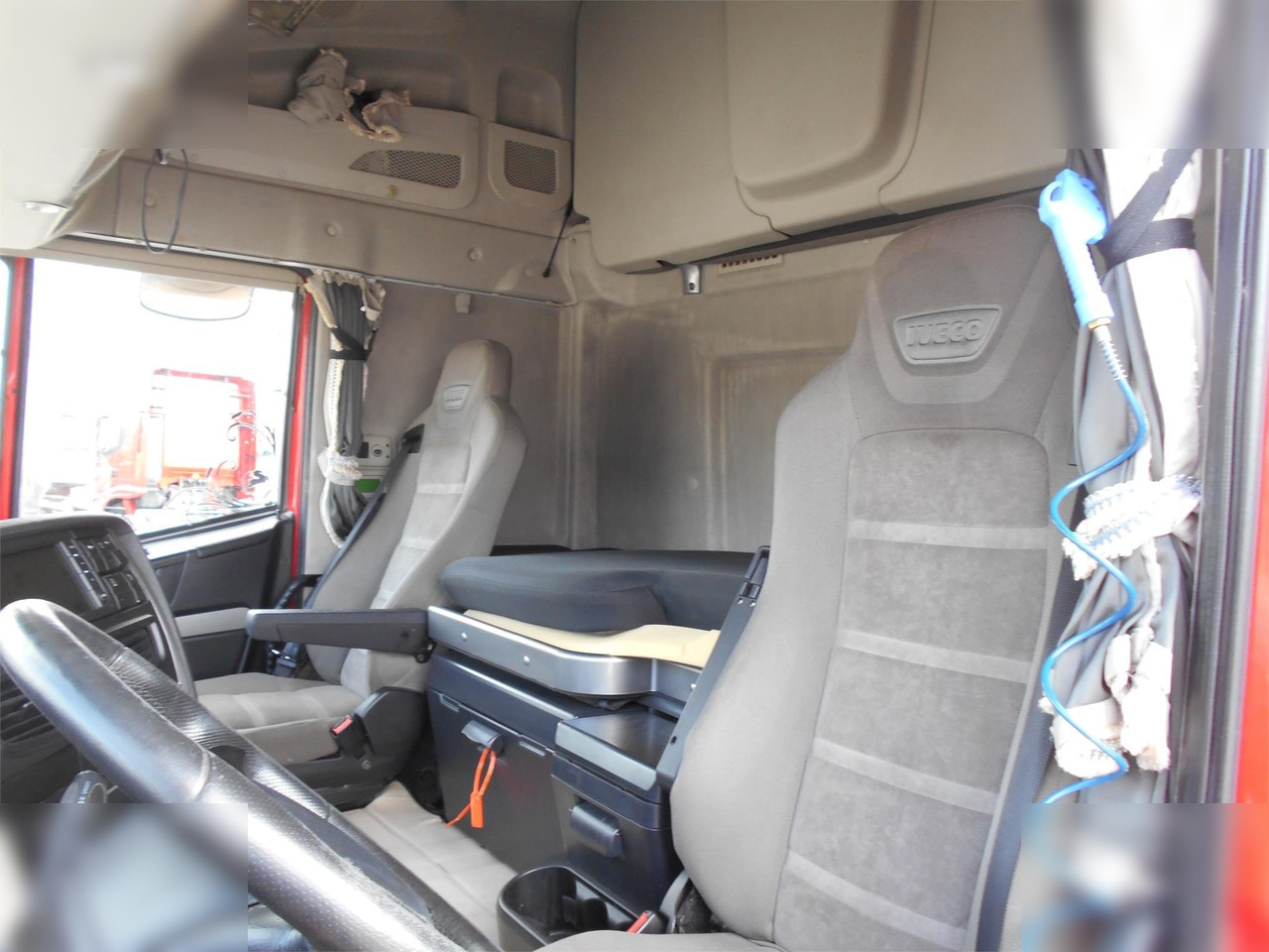 IVECO STRALIS 500 - شاحنة جرار: صور 5 IVECO STRALIS 500 - شاحنة جرار: صور 5