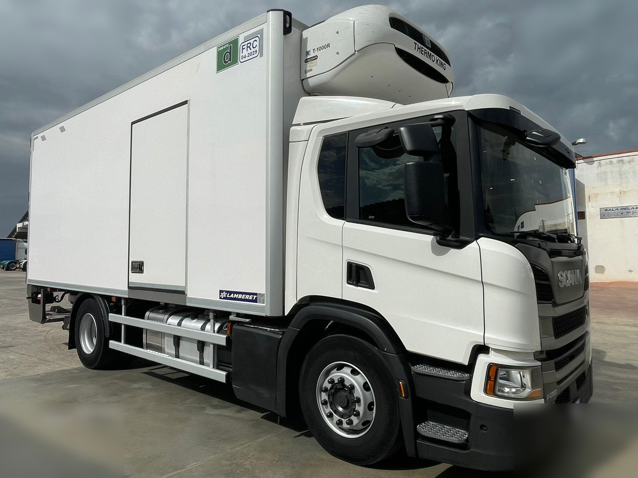 SCANIA P280 - مبردة شاحنة: صور 1 SCANIA P280 - مبردة شاحنة: صور 1