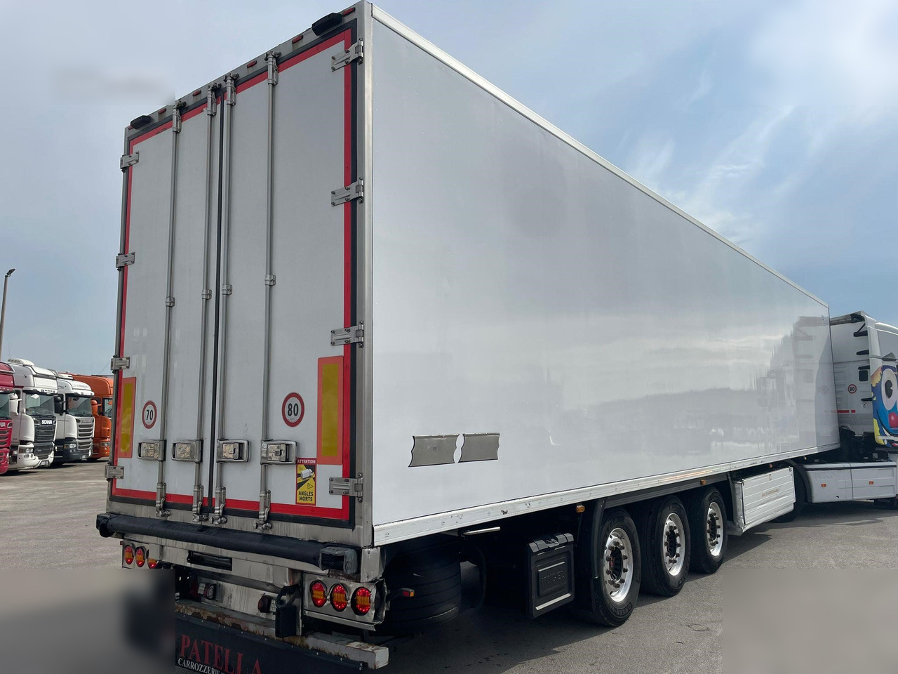 SCHMITZ  - مبردة نصف مقطورة: صور 3 SCHMITZ  - مبردة نصف مقطورة: صور 3