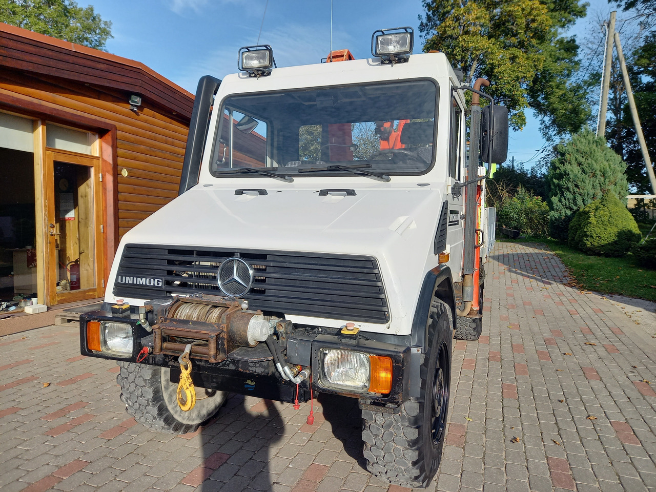UNIMOG U100L - شاحنة كرين: صور 3 UNIMOG U100L - شاحنة كرين: صور 3