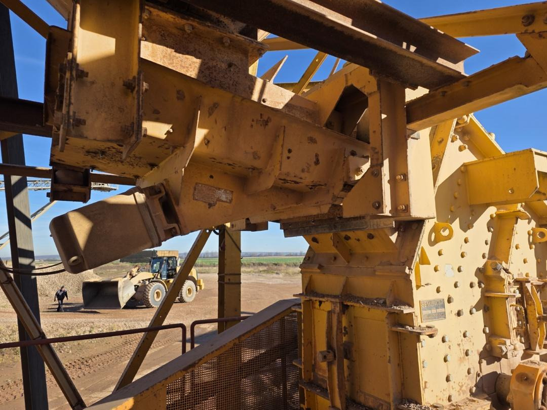 SBM 10.6. 4 SM Prallmühle - كسارة التصادمية: صور 4 SBM 10.6. 4 SM Prallmühle - كسارة التصادمية: صور 4