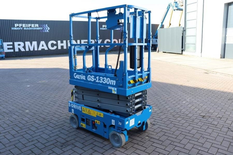 Genie GS1330M Valid inspection, *Guarantee! All-Electric - رافعات مقصية: صور 2 Genie GS1330M Valid inspection, *Guarantee! All-Electric - رافعات مقصية: صور 2