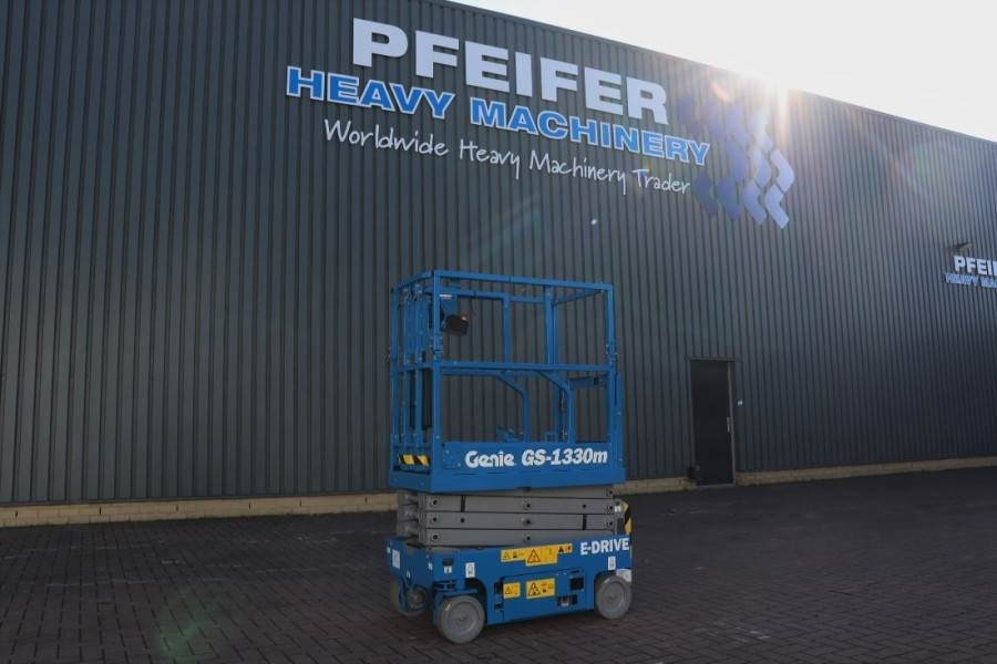 Genie GS1330M Valid inspection, *Guarantee! All-Electric - رافعات مقصية: صور 1 Genie GS1330M Valid inspection, *Guarantee! All-Electric - رافعات مقصية: صور 1