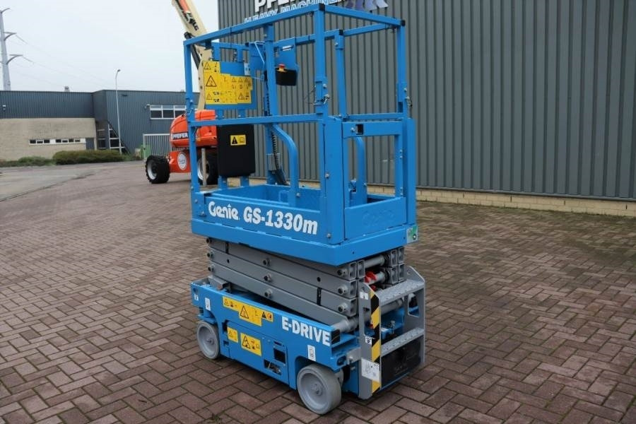 Genie GS1330M Valid inspection, *Guarantee! All-Electric - رافعات مقصية: صور 5 Genie GS1330M Valid inspection, *Guarantee! All-Electric - رافعات مقصية: صور 5