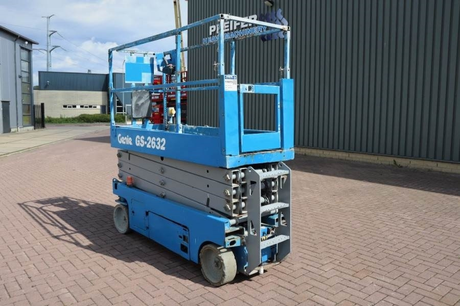Genie GS2632 Electric, 10m Working Height, Non Marking T - رافعات مقصية: صور 4 Genie GS2632 Electric, 10m Working Height, Non Marking T - رافعات مقصية: صور 4