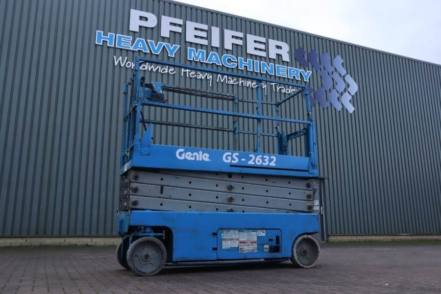Genie GS2632 Electric, Working Height 10m, 227kg Capacit - رافعات مقصية: صور 1 Genie GS2632 Electric, Working Height 10m, 227kg Capacit - رافعات مقصية: صور 1