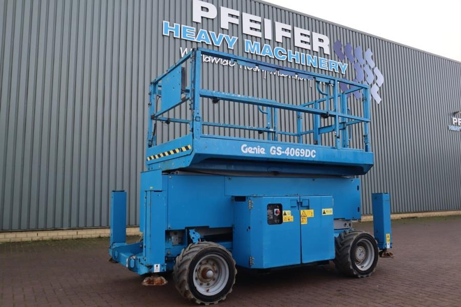Genie GS4069DC Electric, 14m Working Height, 363kg Capac - رافعات مقصية: صور 1 Genie GS4069DC Electric, 14m Working Height, 363kg Capac - رافعات مقصية: صور 1