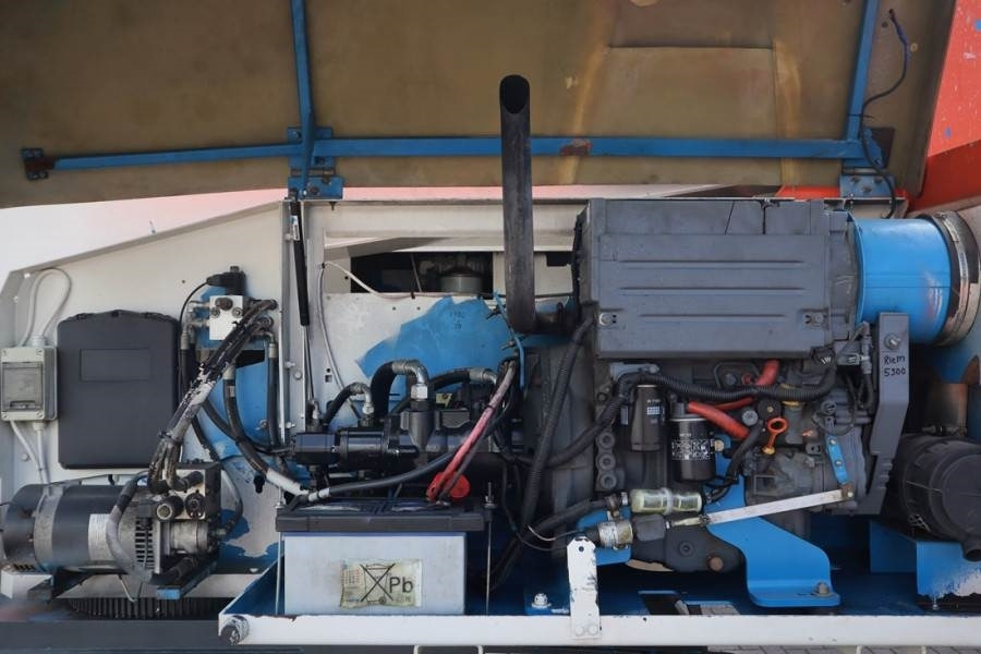 Genie S45 Valid inspection, Diesel, 4x4 Drive, 15.72 m W - رافعات سلة تلسكوبية: صور 3 Genie S45 Valid inspection, Diesel, 4x4 Drive, 15.72 m W - رافعات سلة تلسكوبية: صور 3