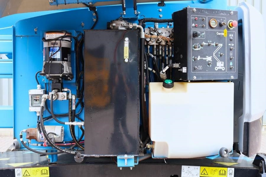 رافعات سلة مفصلية Genie Z45XC GUARANTEE, Diesel, 4x4 Drive, 16m Working He: صور 13 رافعات سلة مفصلية Genie Z45XC GUARANTEE, Diesel, 4x4 Drive, 16m Working He: صور 13