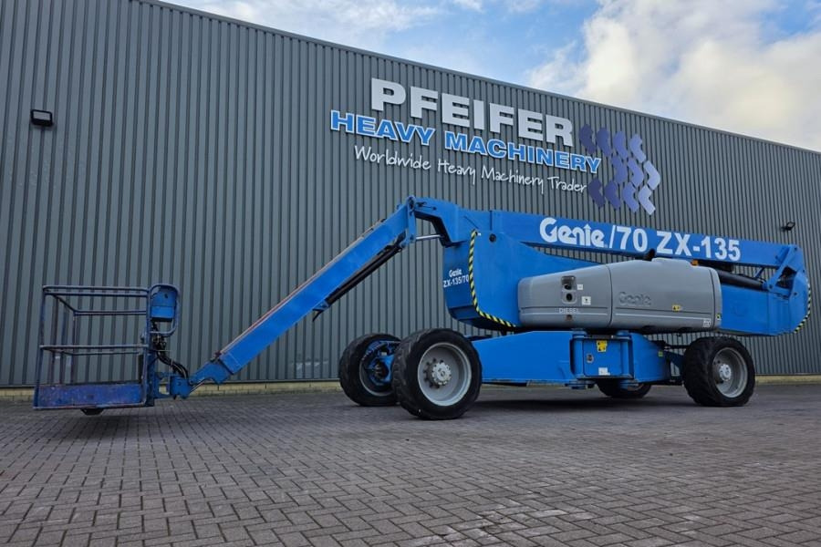 Genie ZX135/70 Diesel, 4x4x4 Drive, 43m Lifting Height, - رافعات سلة مفصلية: صور 1 Genie ZX135/70 Diesel, 4x4x4 Drive, 43m Lifting Height, - رافعات سلة مفصلية: صور 1