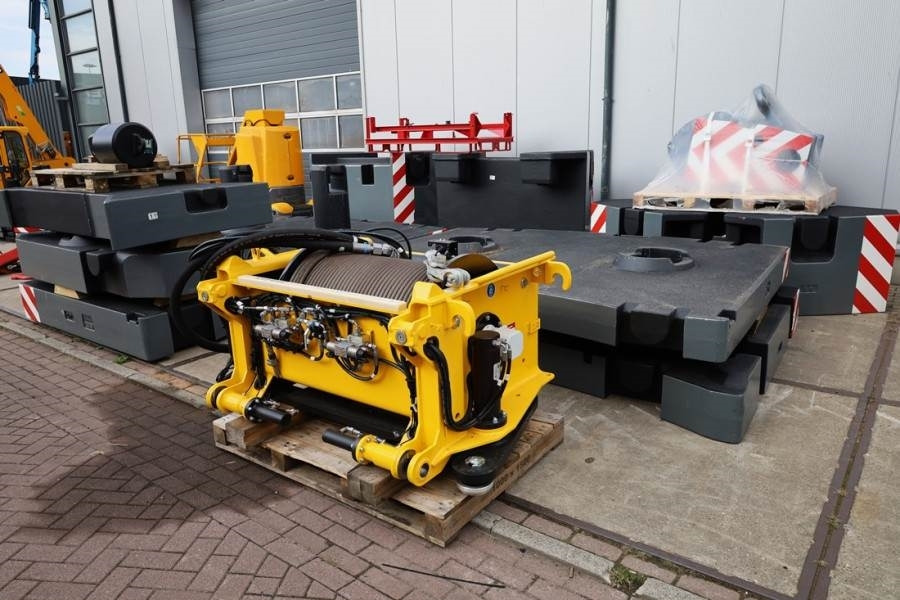 Grove GMK5250XL-1 Available For Rent, Dutch Registration - رافعة لجميع التضاريس: صور 3 Grove GMK5250XL-1 Available For Rent, Dutch Registration - رافعة لجميع التضاريس: صور 3