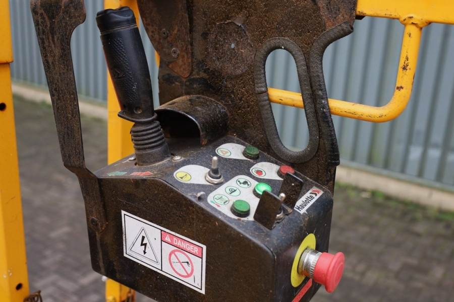 Haulotte Compact 10N Electric, 10m Working Height, 230kg Ca - رافعات مقصية: صور 4 Haulotte Compact 10N Electric, 10m Working Height, 230kg Ca - رافعات مقصية: صور 4