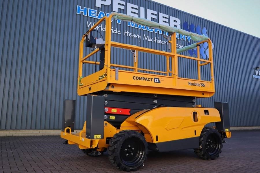 Haulotte Compact 12DX Valid Inspection, *Guarantee! Diesel, - رافعات مقصية: صور 1 Haulotte Compact 12DX Valid Inspection, *Guarantee! Diesel, - رافعات مقصية: صور 1