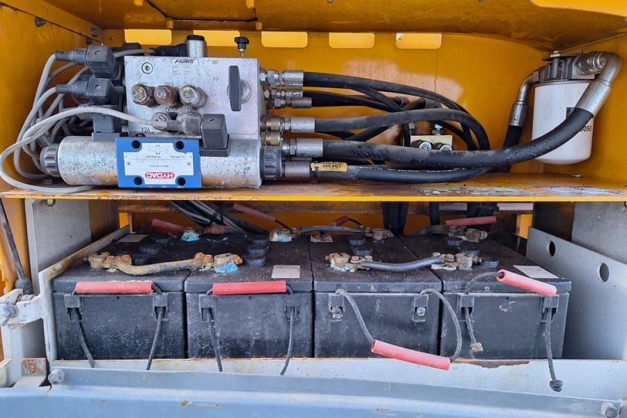 Haulotte Compact 12RTE Electric, 12m Working Height, 450kg - رافعات مقصية: صور 5 Haulotte Compact 12RTE Electric, 12m Working Height, 450kg - رافعات مقصية: صور 5