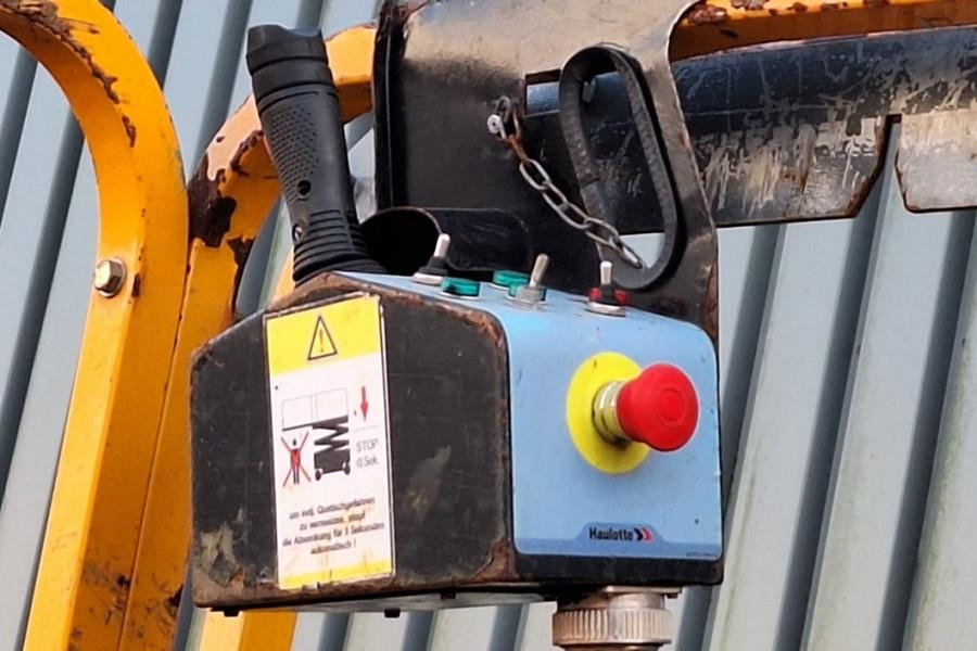 Haulotte Compact 12RTE Electric, 12m Working Height, 450kg - رافعات مقصية: صور 4 Haulotte Compact 12RTE Electric, 12m Working Height, 450kg - رافعات مقصية: صور 4