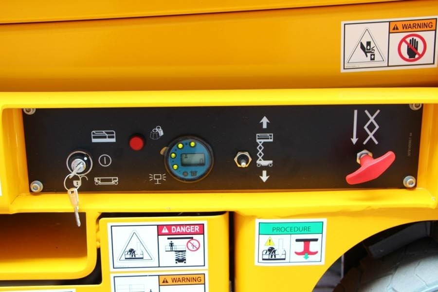Haulotte Compact 8 Valid inspection, *Guarantee! Electric, - رافعات مقصية: صور 4 Haulotte Compact 8 Valid inspection, *Guarantee! Electric, - رافعات مقصية: صور 4