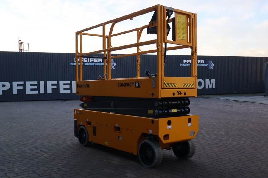 Haulotte Compact 8N Valid inspection, *Guarantee! 8m Workin - رافعات مقصية: صور 2 Haulotte Compact 8N Valid inspection, *Guarantee! 8m Workin - رافعات مقصية: صور 2