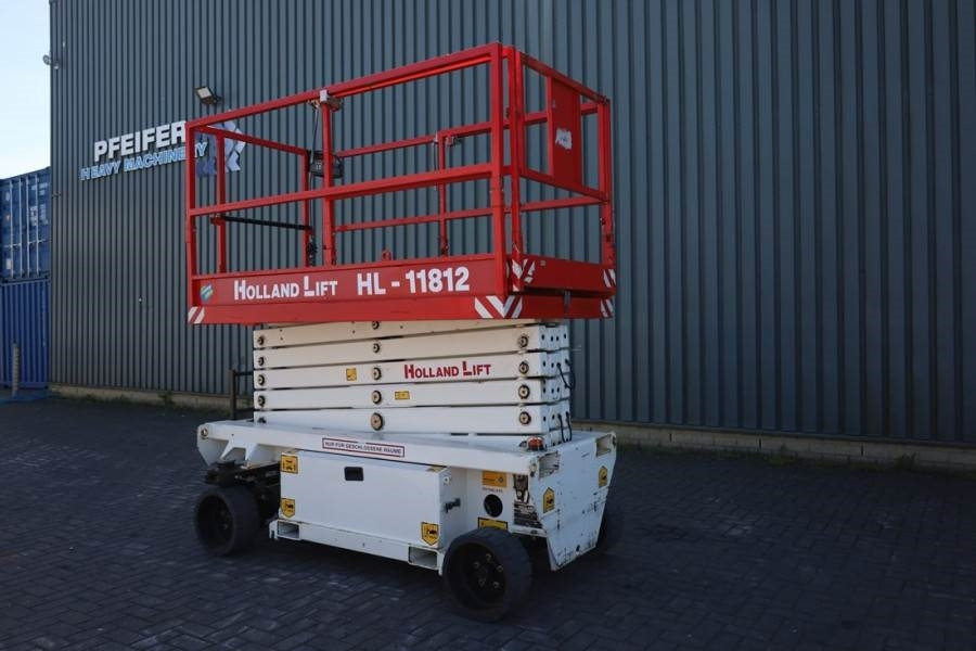 رافعات مقصية Holland Lift Ecostar HL-11812 Electric, 14m Working Height, 300: صور 8