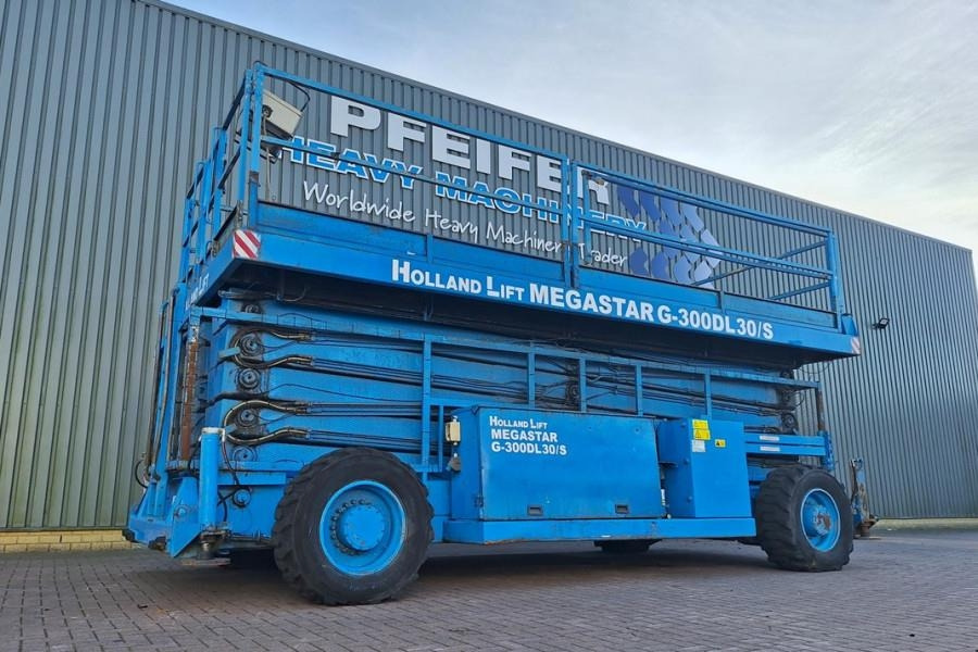 Holland Lift Megastar G300DL30/S Diesel, 4x4x4 Drive, 33.5m Wor - رافعات مقصية: صور 1 Holland Lift Megastar G300DL30/S Diesel, 4x4x4 Drive, 33.5m Wor - رافعات مقصية: صور 1