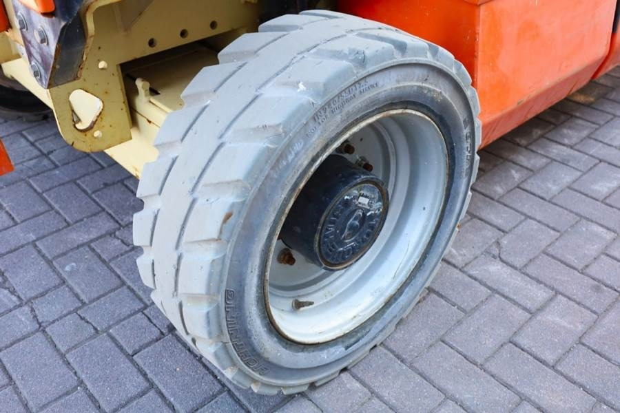 رافعات مقصية JLG 4069LE Electric, 14.2m Working Height, 360kg Capac: صور 13