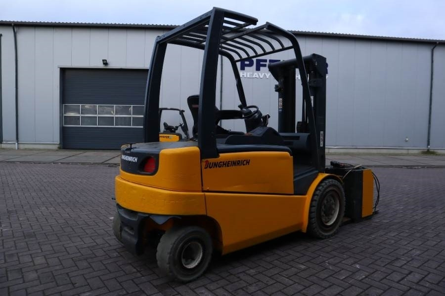 Jungheinrich EFG535 Electric, Lifting Height 4700mm, Freelift 1 - رافعة شوكية ديزل: صور 2 Jungheinrich EFG535 Electric, Lifting Height 4700mm, Freelift 1 - رافعة شوكية ديزل: صور 2