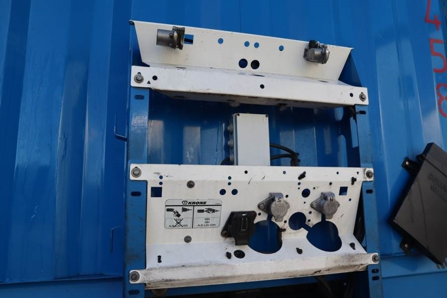 Krone SD Dutch Registration, 3-Axle, Lift Axle, Air Susp - مقطورة ستارة: صور 4 Krone SD Dutch Registration, 3-Axle, Lift Axle, Air Susp - مقطورة ستارة: صور 4