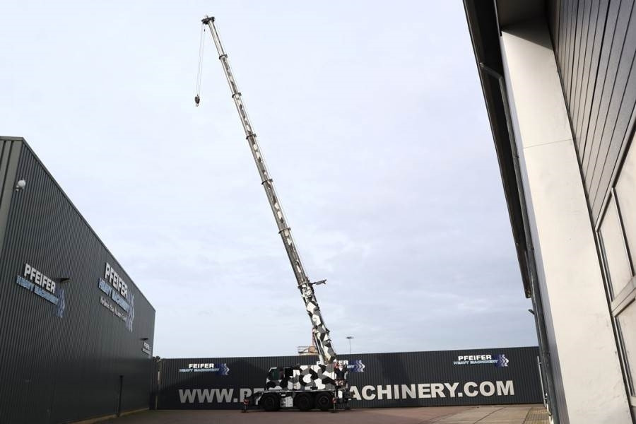 Liebherr LTC1055-3.1 Diesel, 6x6x6 Drive, 55t Capacity, 36m - رافعة لجميع التضاريس: صور 3 Liebherr LTC1055-3.1 Diesel, 6x6x6 Drive, 55t Capacity, 36m - رافعة لجميع التضاريس: صور 3