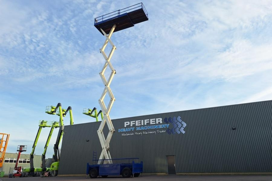 Liftlux SL205-25D4WDS/P Diesel, 4x4 Drive, Hydraulic Deck - رافعات سلة مفصلية: صور 3 Liftlux SL205-25D4WDS/P Diesel, 4x4 Drive, Hydraulic Deck - رافعات سلة مفصلية: صور 3