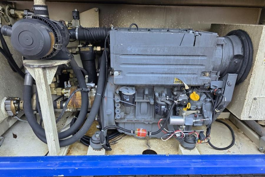 Liftlux SL210-25D4WDS/P Diesel, Hydraulic Deck Extension, - رافعات سلة مفصلية: صور 5 Liftlux SL210-25D4WDS/P Diesel, Hydraulic Deck Extension, - رافعات سلة مفصلية: صور 5