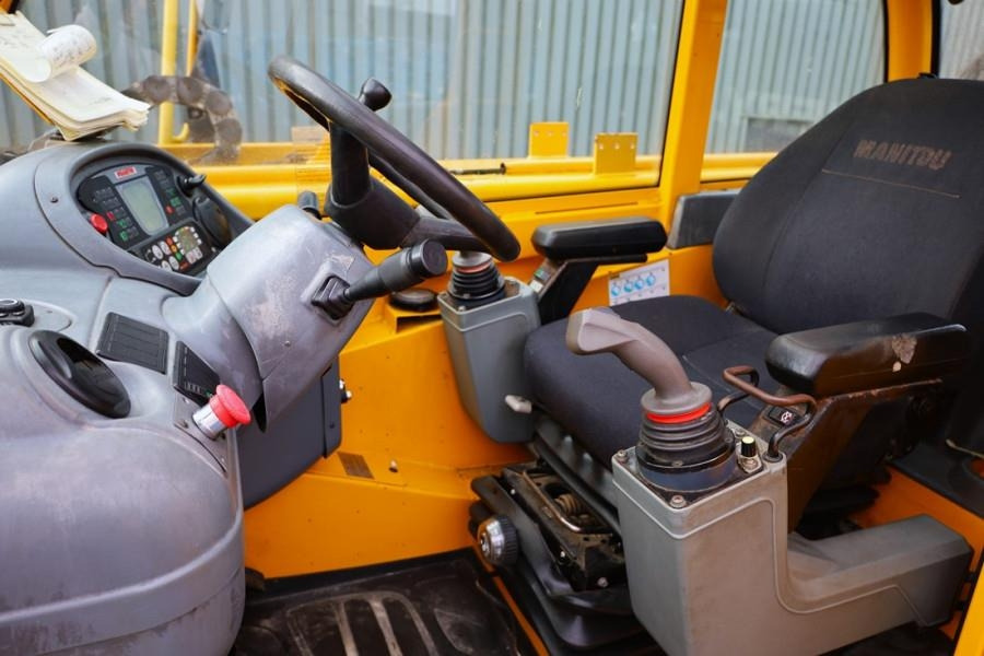 Manitou MRT2150 Privilege Diesel, 4x4x4 Drive, 5t Cap. 20. - رافعة تلسكوبية: صور 4 Manitou MRT2150 Privilege Diesel, 4x4x4 Drive, 5t Cap. 20. - رافعة تلسكوبية: صور 4