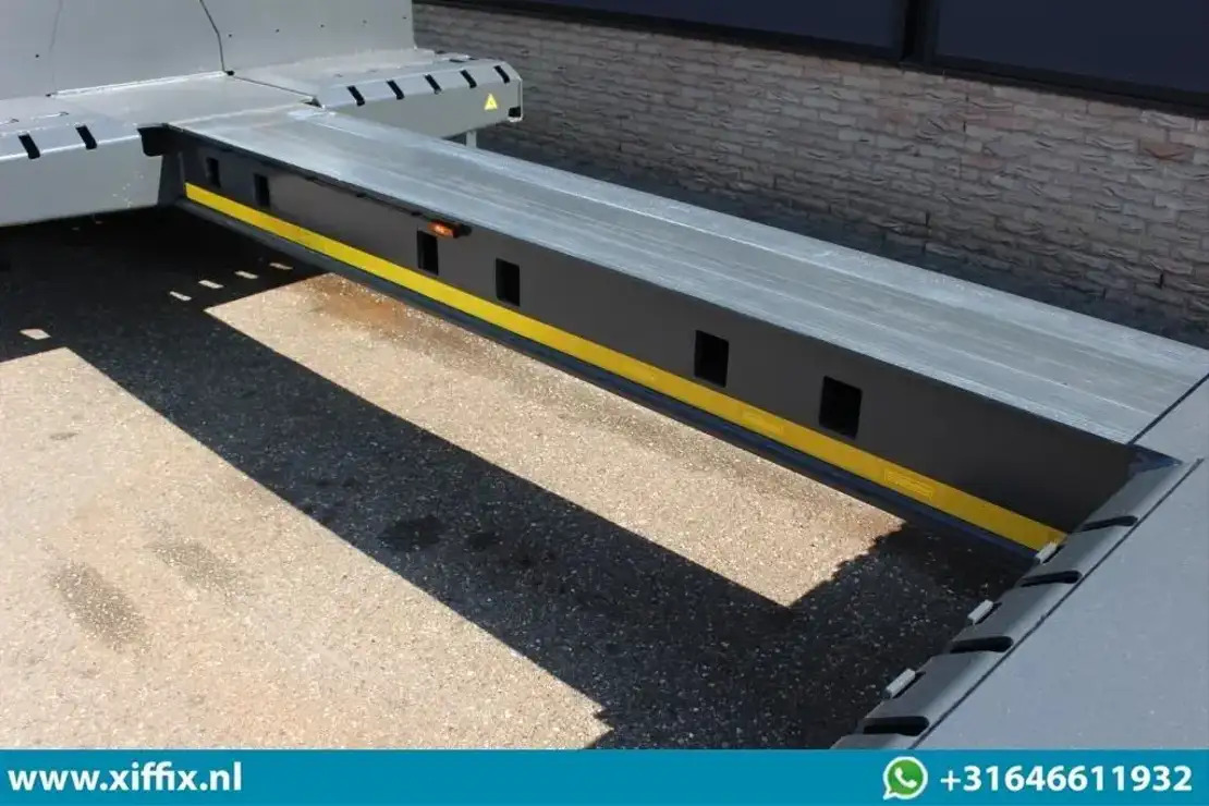 Goldhofer TE Huur 3-ass. Uitschuifbare semi dieplader / Naloop gestuurd - عربة مسطحة منخفضة نصف مقطورة: صور 4 Goldhofer TE Huur 3-ass. Uitschuifbare semi dieplader / Naloop gestuurd - عربة مسطحة منخفضة نصف مقطورة: صور 4