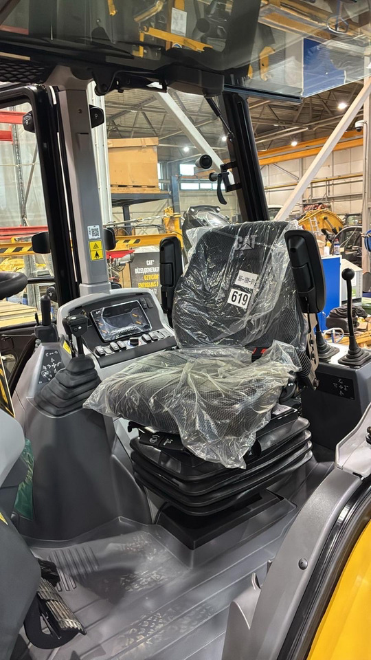 CATERPILLAR 434 - حفار متعدد الاستخدام: صور 2 CATERPILLAR 434 - حفار متعدد الاستخدام: صور 2