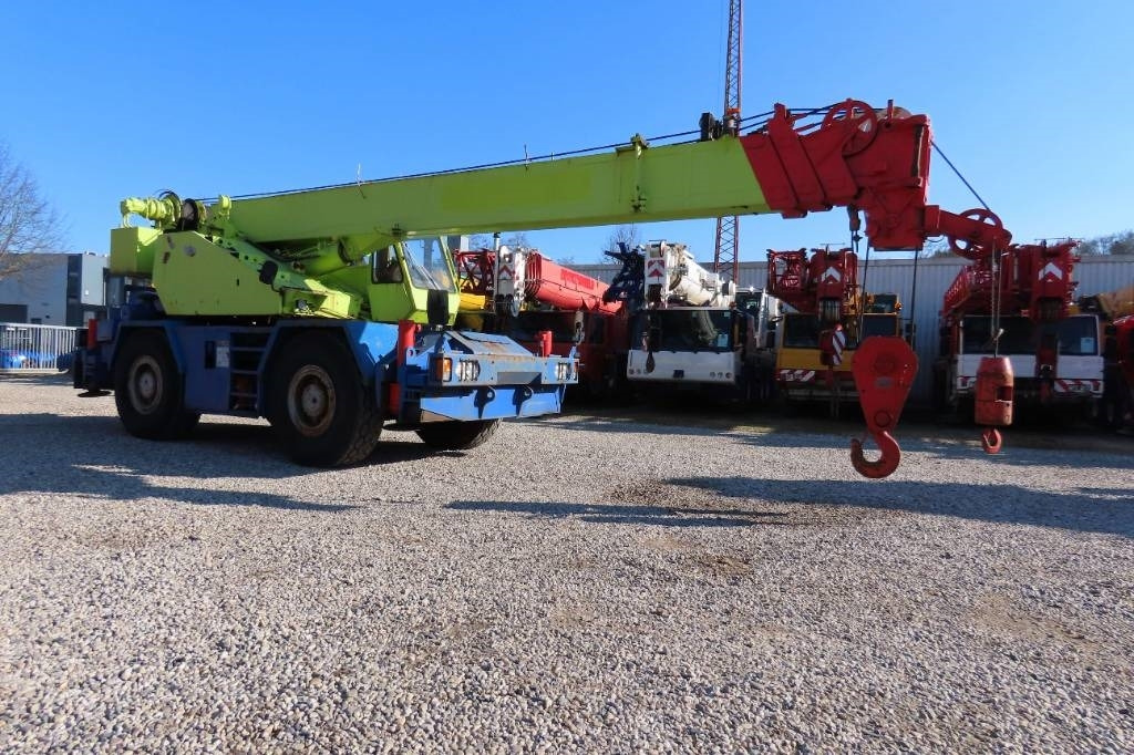 Tadano TR 250 E  - موبايل كرين: صور 2 Tadano TR 250 E  - موبايل كرين: صور 2