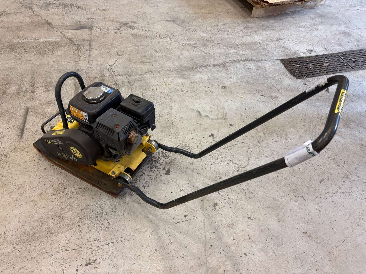 Bomag BP 8/34 - صفائح اهتزازية: صور 1 Bomag BP 8/34 - صفائح اهتزازية: صور 1