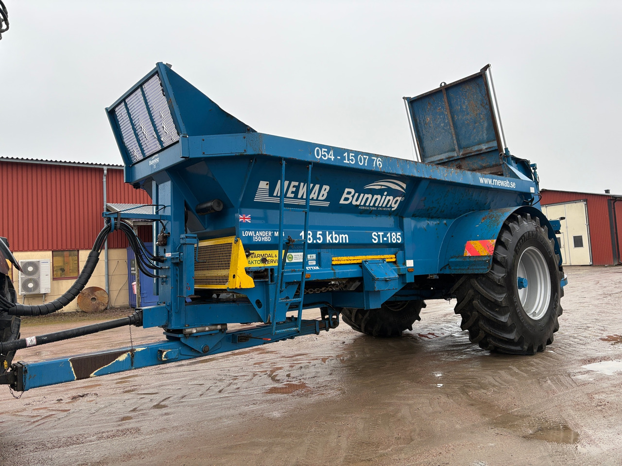 Bunning Lowlander ST185 HBD - نثر السماد: صور 1 Bunning Lowlander ST185 HBD - نثر السماد: صور 1