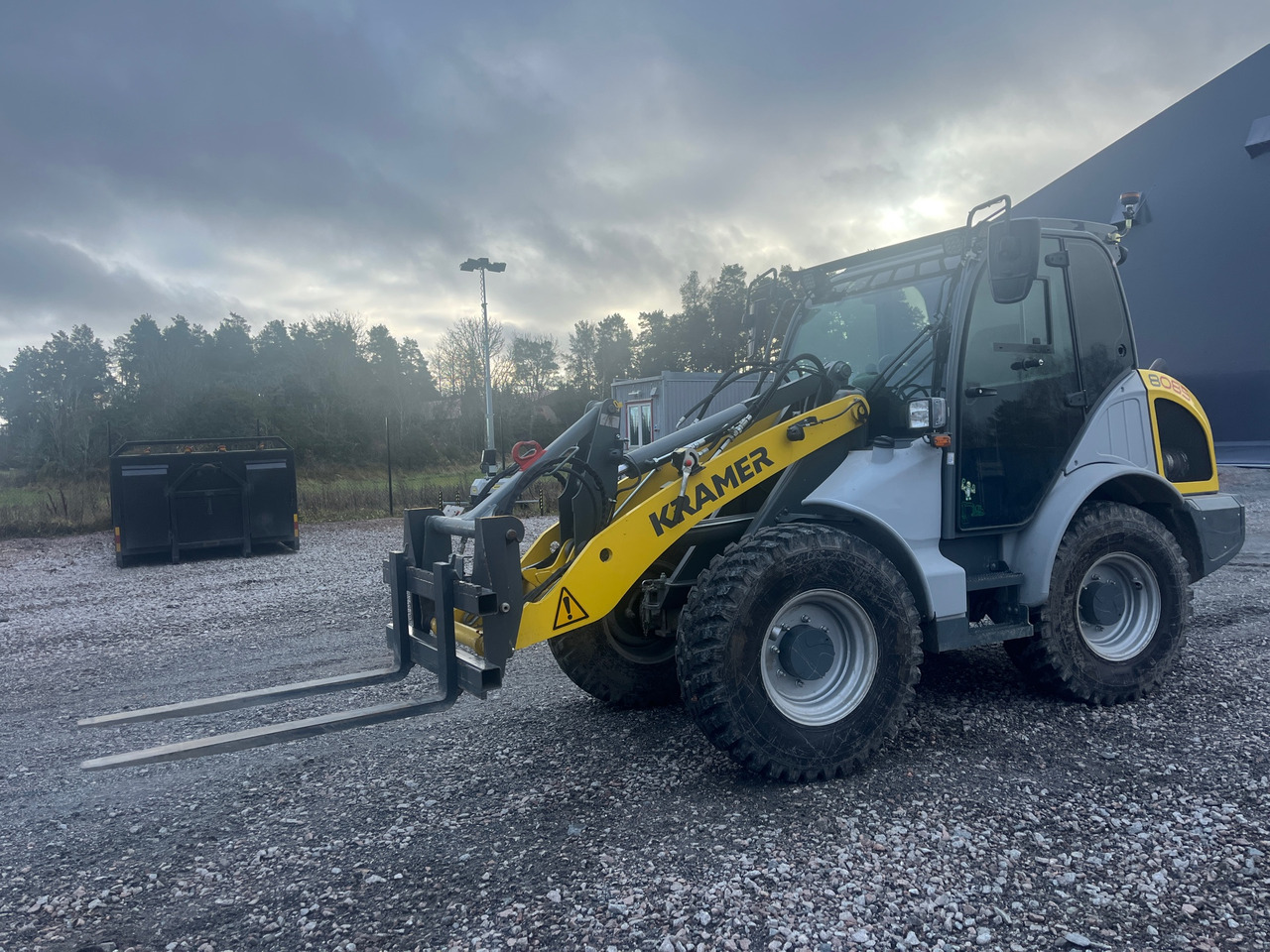 Kramer 8085 - اللودر بعجل: صور 1 Kramer 8085 - اللودر بعجل: صور 1