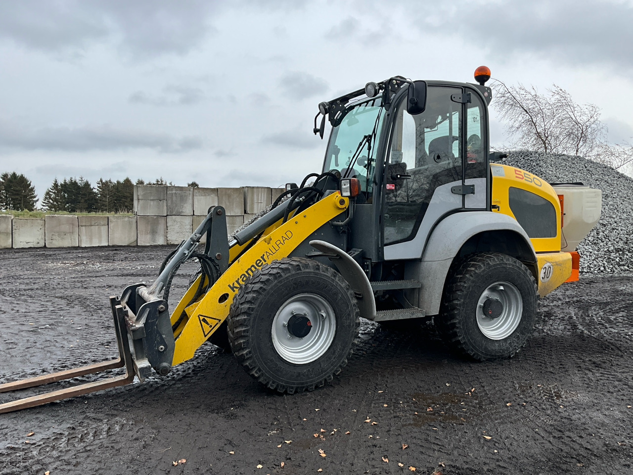 Kramer Allrad 550 - اللودر بعجل: صور 1 Kramer Allrad 550 - اللودر بعجل: صور 1