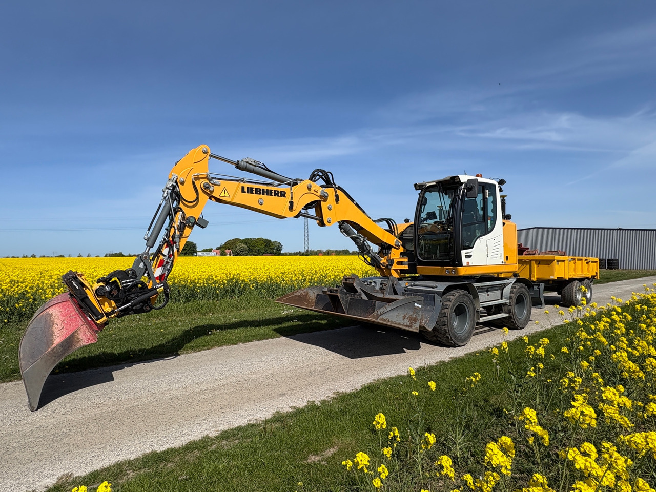 Liebherr A910 Compact - حفارة: صور 1 Liebherr A910 Compact - حفارة: صور 1