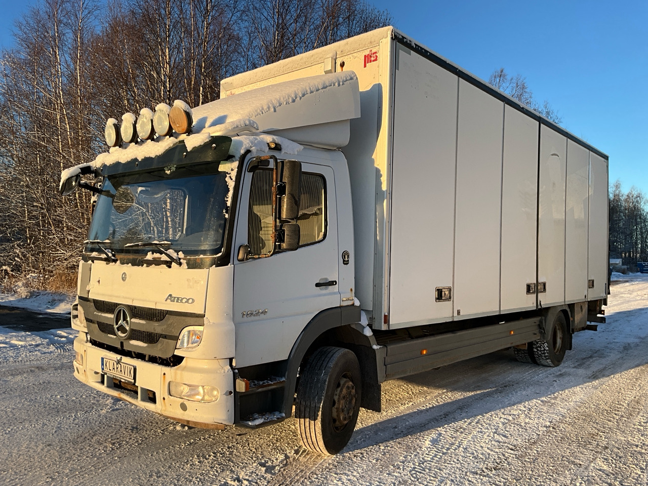 Mercedes-Benz 1524L - شاحنة: صور 1 Mercedes-Benz 1524L - شاحنة: صور 1