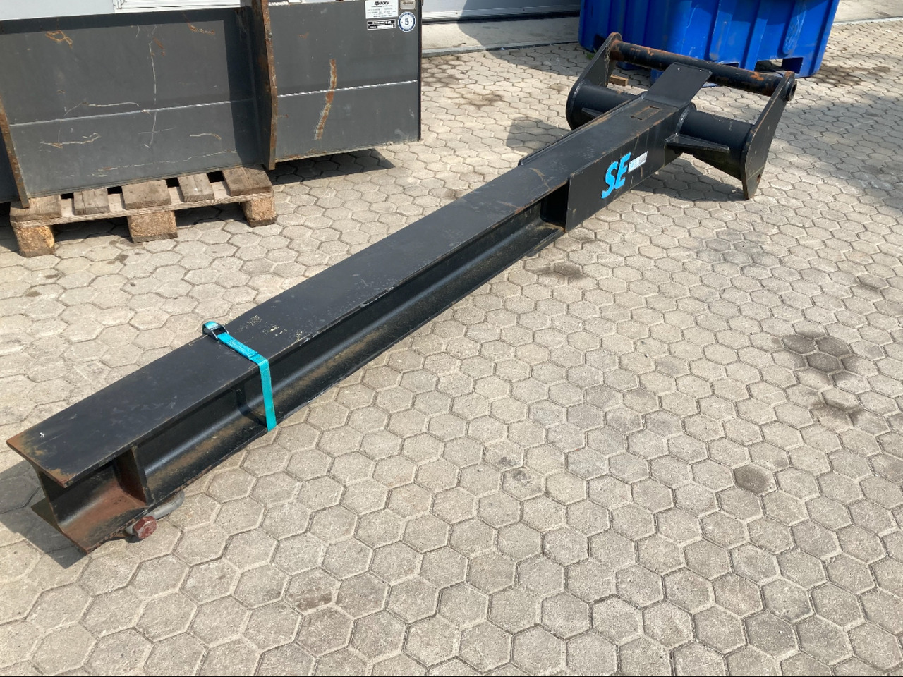 SE Eduipment Manitou Crane 6T - معدات البناء: صور 1 SE Eduipment Manitou Crane 6T - معدات البناء: صور 1