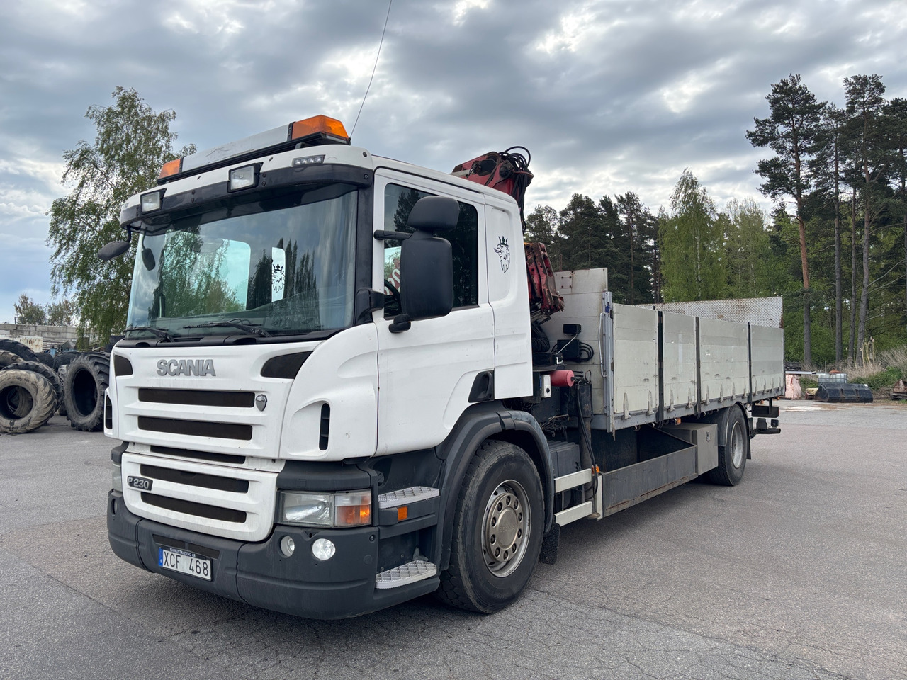Scania P230 - شاحنة كرين: صور 1 Scania P230 - شاحنة كرين: صور 1