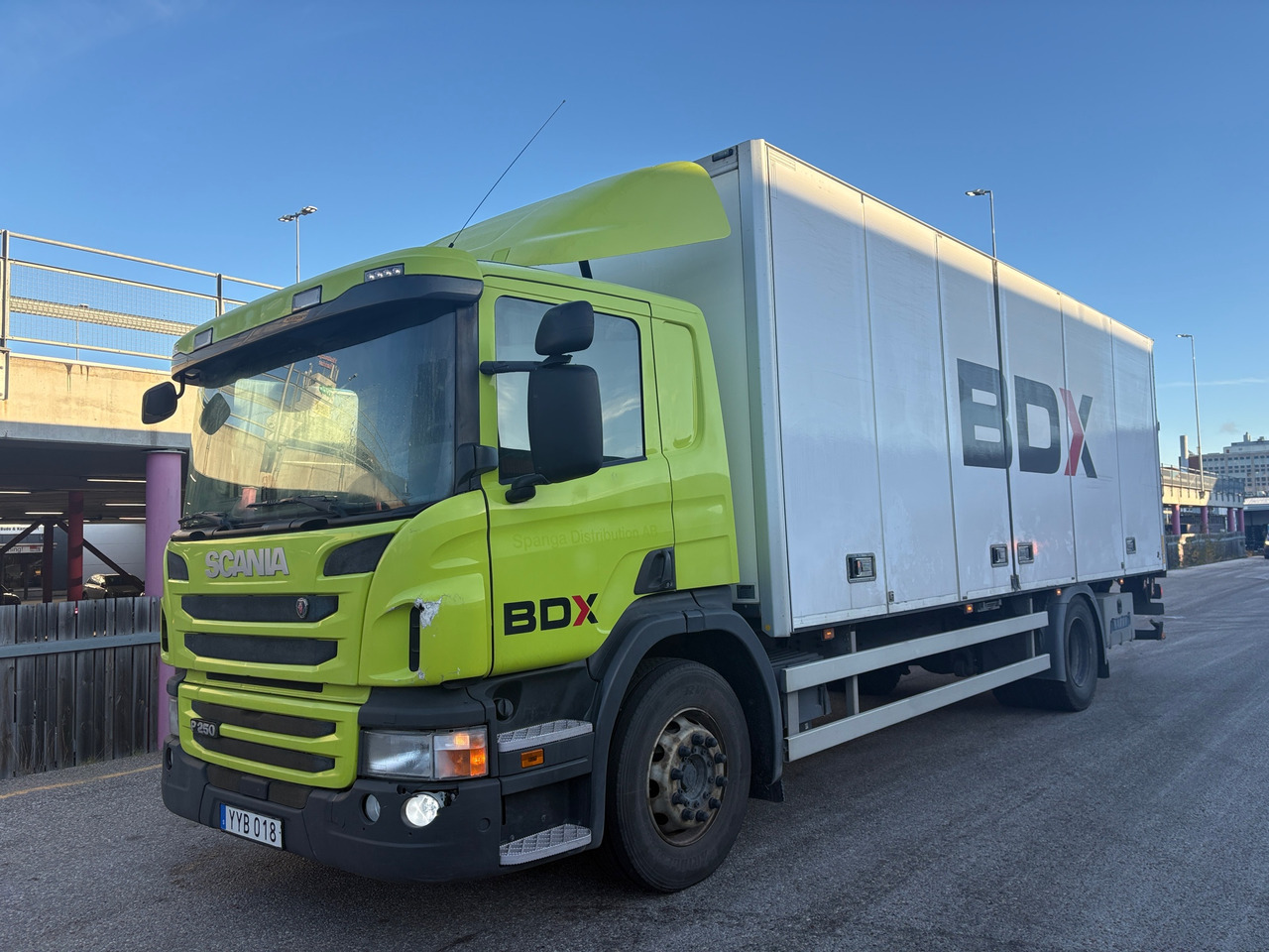 Scania P250 - بصندوق مغلق شاحنة: صور 1 Scania P250 - بصندوق مغلق شاحنة: صور 1