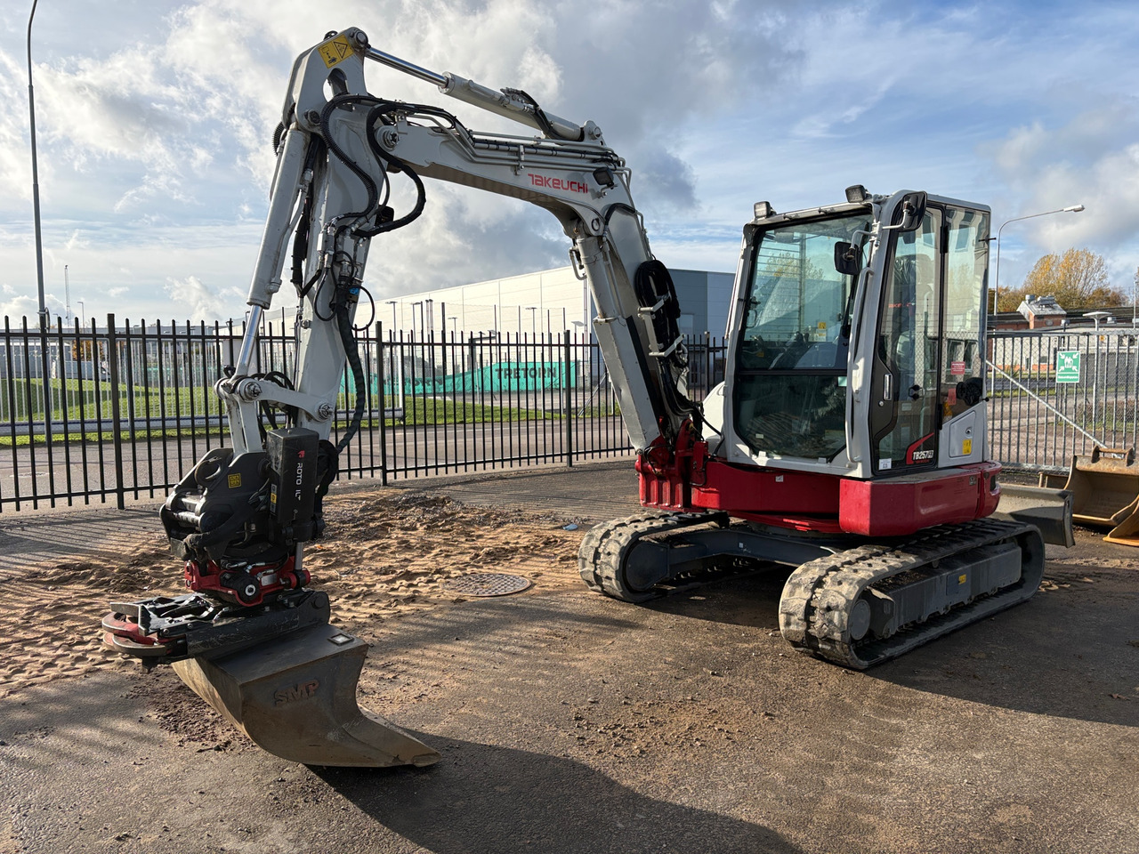 Takeuchi TB257FR - حفارة: صور 1 Takeuchi TB257FR - حفارة: صور 1