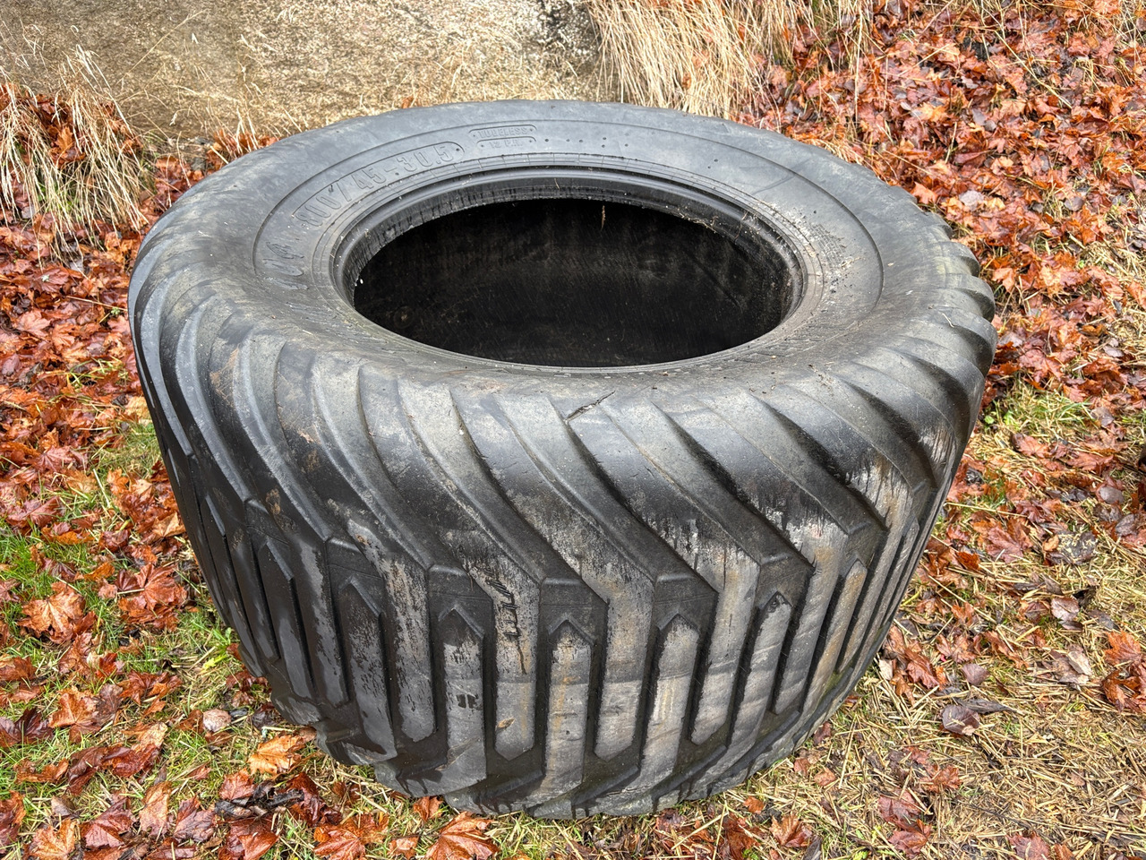 Trelleborg 800/45-30,5 Twin - الإطارات - الآلات والماكينات الزراعية: صور 1 Trelleborg 800/45-30,5 Twin - الإطارات - الآلات والماكينات الزراعية: صور 1