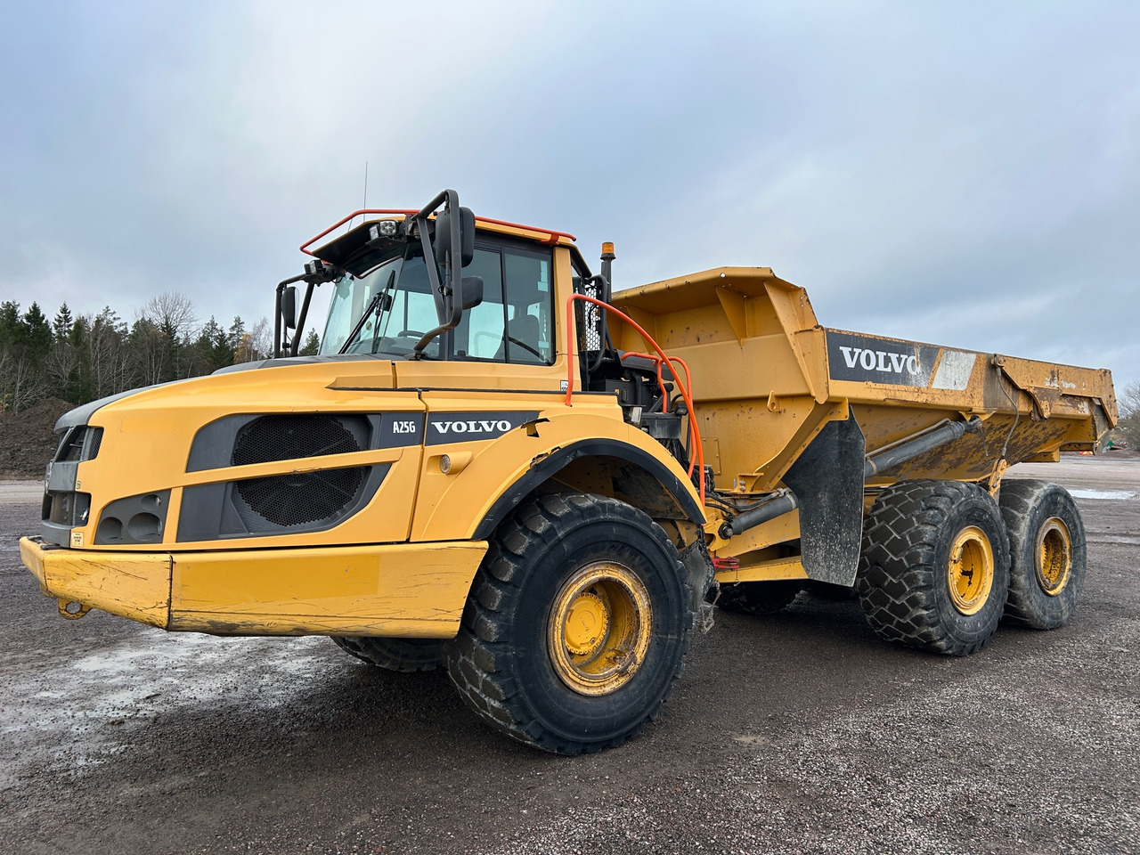 Volvo A25G - قلابة شاحنة: صور 1 Volvo A25G - قلابة شاحنة: صور 1