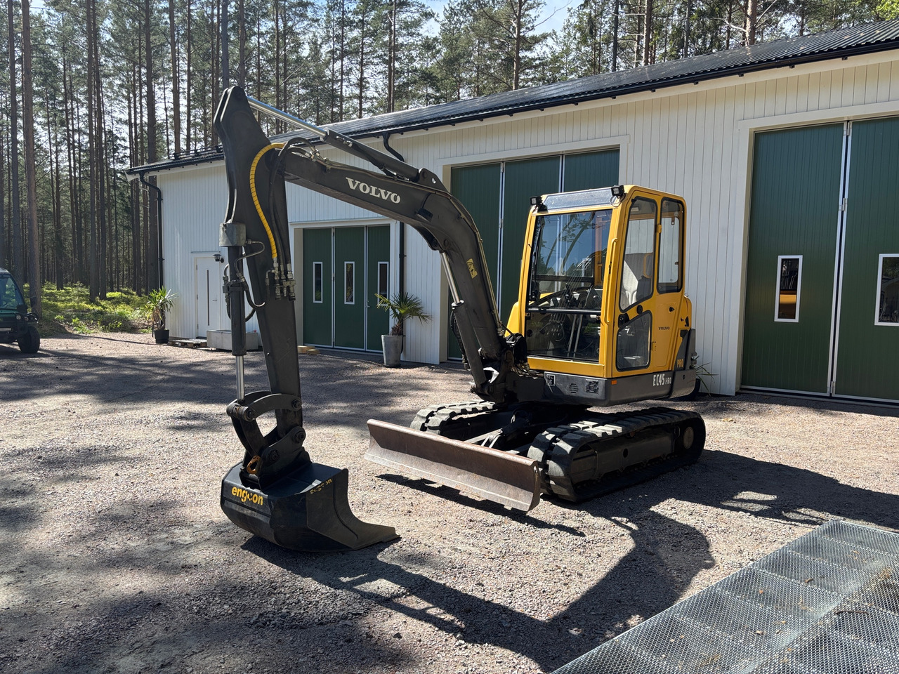 Volvo EC45Pro - حفارة: صور 1 Volvo EC45Pro - حفارة: صور 1