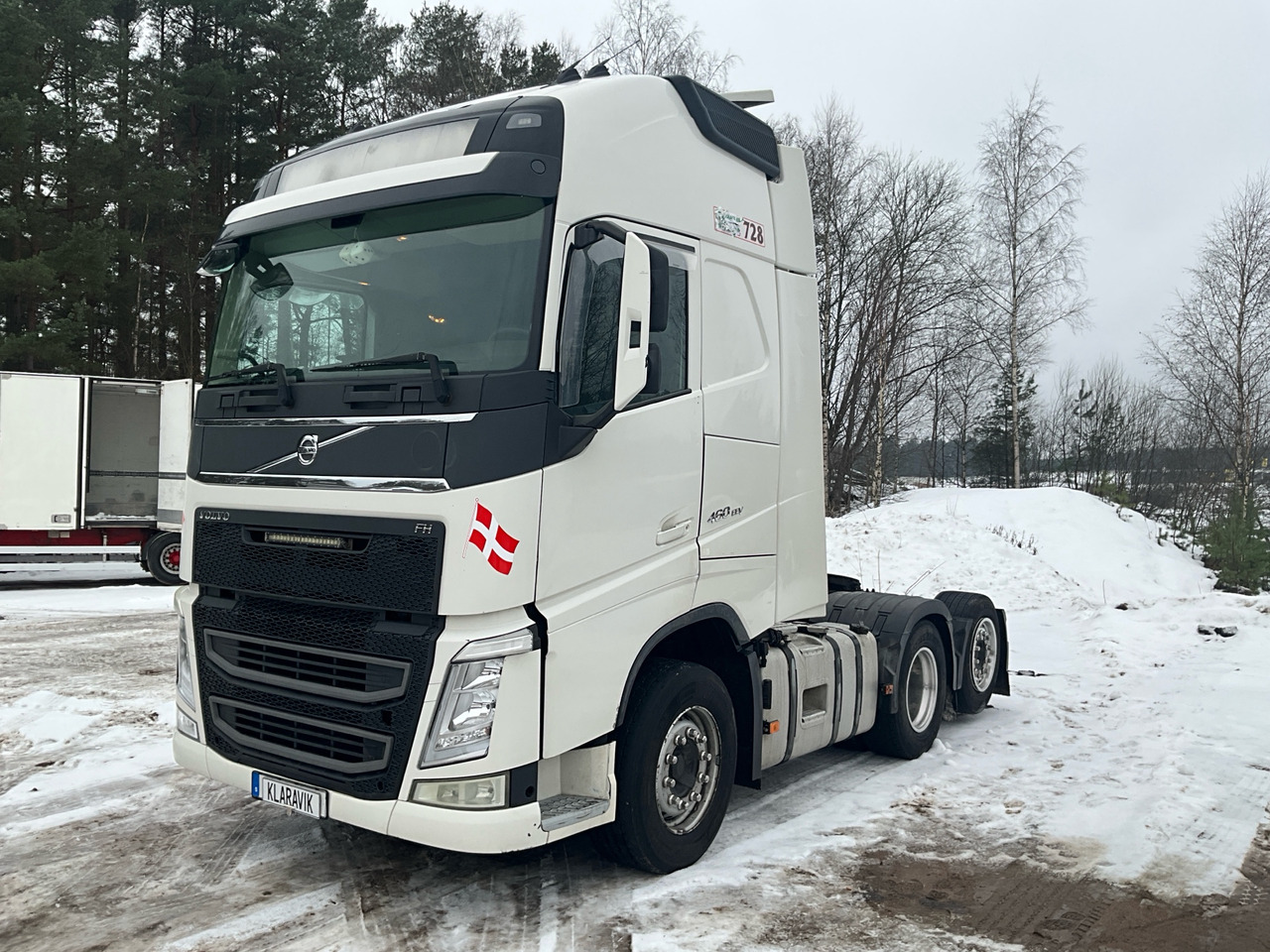 Volvo FH 6x2 - شاحنة: صور 1 Volvo FH 6x2 - شاحنة: صور 1