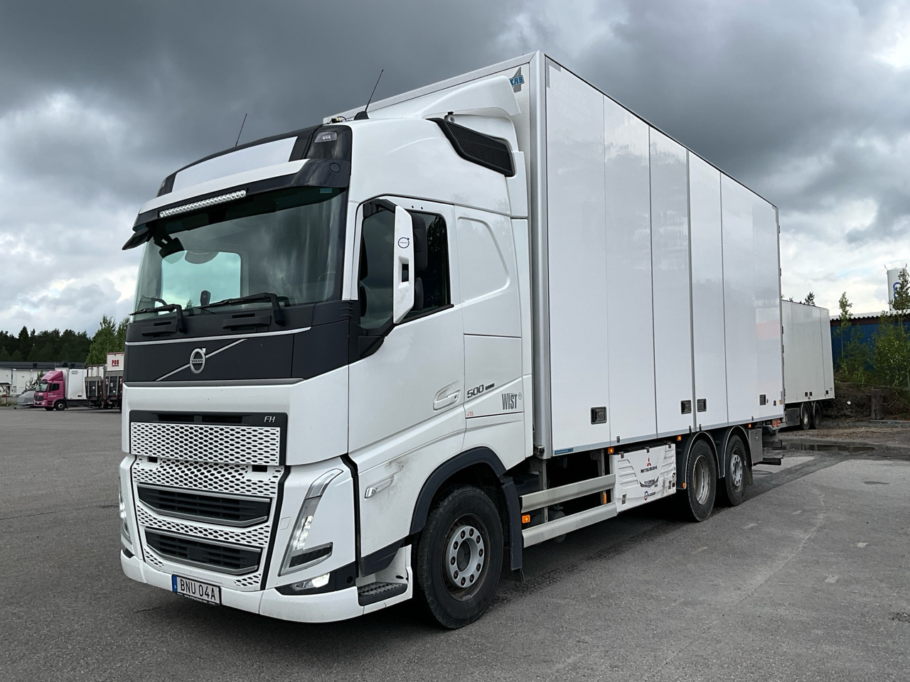 Volvo FH - شاحنة: صور 1 Volvo FH - شاحنة: صور 1