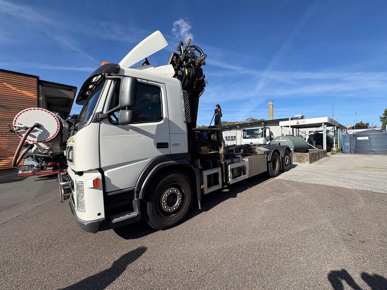 Volvo FM 460 - شاحنة ذات الخطاف: صور 1 Volvo FM 460 - شاحنة ذات الخطاف: صور 1